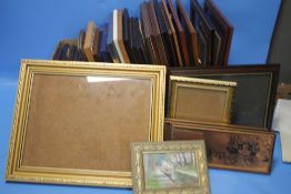 A QUANTITY OF ASSORTED PICTURES AND PICTURE FRAMES