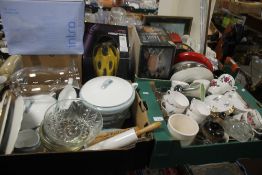 THREE TRAYS OF CERAMICS TOGETHER WITH A BOXED CYCLE HELMET (TRAYS NOT INCLUDED)