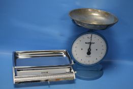 A SET OF SALTER SCALES TOGETHER WITH TOWER ADJUSTMENT SCALES