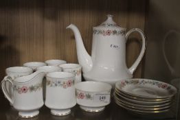 A COLLECTION OF PARAGON 'BELINDA' TEA WARE (15 PIECES)