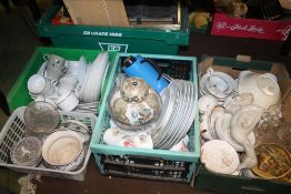 A QUANTITY OF CERAMICS (TRAYS NOT INCLUDED)