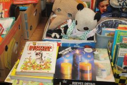 A COLLECTION OF CHILDREN'S TOYS AND GAMES TO INCLUDE PALITOY FAMILY TREE HOUSE, CHILDREN'S BOOKS