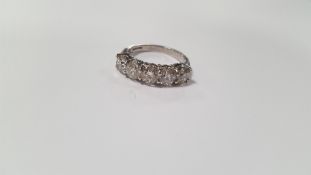 AN 18 CT WHITE GOLD FIVE STONE DIAMOND RING, RBC DIAMONDS 2.55 CT