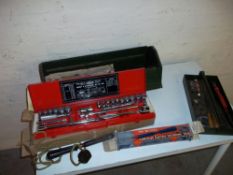 A TOOL BOX AND CONTENTS TOGETHER WITH VINTAGE NEW BOXED GUARDMAN SOCKET SET