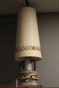 A VINTAGE 1960S / 70S STYLE LAMP
