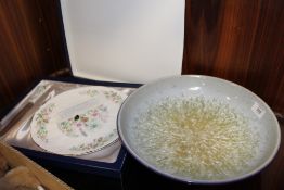 A PORTMEIRION 'THE STARFIRE' COLLECTION AMETHYST FRUIT BOWL TOGETHER WITH AN AYNSLEY WILD TUDOR CAKE