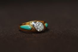 AN 18CT GEMSET CLUSTER AND TURQUOISE RING, size O