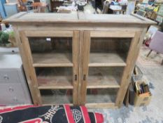 A LARGE MODERN STRIPPED GLAZED DISPLAY CABINET H 130 cm, W 140 cm, D 45 cm