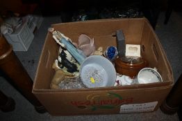 A TRAY OF CERAMICS ETC. TO INCLUDE DENBY, ROYAL WORCESTER ETC.