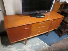 A RETRO TEAK SIDEBOARD W 152 cm