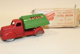 A 1940S 'THE MODERN PETROL WAGON' SCALE MODEL BY T.P. SERIES