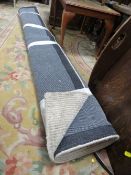 A MODERN INDIAN SMOKE COLOURED RUG, 200 X 300 cm