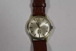 A VINTAGE GENTS OMEGA AUTOMATIC DATE WRISTWATCH