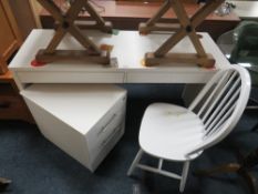 A MODERN WHITE TWO DRAWER DESK H 76 cm, W 142 cm TOGETHER WITH A MODERN WHITE FILING DRAWER AND A