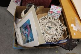 A BOX OF ASSORTED SUNDRIES TO INCLUDE A BAROMETER A/F