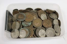 A TUB OF ASSORTED VINTAGE COINAGE