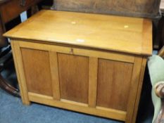 A LIGHT OAK BLANKET BOX H-56 W-83 CM