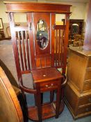 A REPRODUCTION MAHOGANY HALLSTAND WITH SINGLE DRAWER H-180 W-85 CM