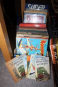 A TRAY OF VINTAGE CHILDRENS BOOKS AND ANNUALS TO INCLUDE LADYBIRD BOOKS