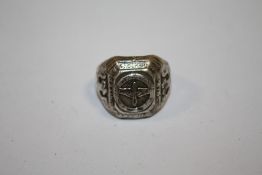 A VINTAGE SILVER UNITED STATES AIR FORCE RING