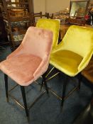 A HARLEQUIN SET OF 3 MODERN GOLD/PINK BAR STOOLS (3)