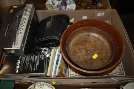 A TRAY OF COLLECTABLES TO INCLUDE A FLORENTINE FRESCOS BOOK, BINOCULARS, WOODEN FRUIT BOWLS ETC.
