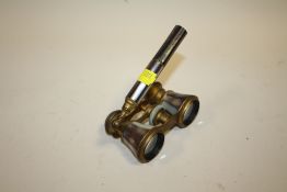 A PAIR OF MOTHER OF PEARL OPERA GLASSES