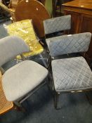 A PAIR OF MODERN TEAL UPHOLSTERED DINING CHAIRS WITH TWO FURTHER MODERN CHAIRS (4)