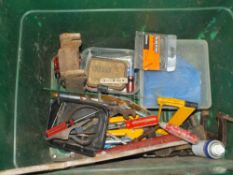 A BOX OF TOOLBITS ETC TO INCLUDE CASED SCREWDRIVER, DRILL BITS, KITCHEN SCALES ETC
