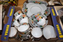 A SMALL TRAY OF ORANGE FLOWER PATTERN CHINA