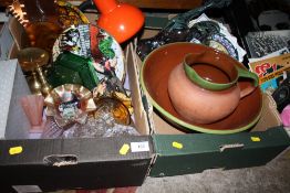 TWO TRAYS OF CERAMICS AND GLASSWARE ETC. TO INCLUDE A GLAZED TERRACOTTA JUG AND BOWL,