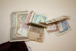 A COLLECTION OF VINTAGE WORLD BANK NOTES