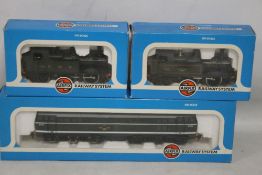 BOXED AIRFIX BR CLASS 31/1 DIESEL LOCOMOTIVE GREEN LIVERY 'OO GAUGE', plus two Airfix Tank Units GWR