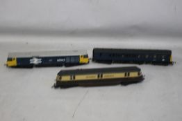 THREE BOXED LIMA LOCOMOTIVES 'OO GAUGE', 205143 Express Parcels, 205142 Eagle, 205136.