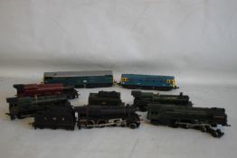 FIVE UNBOXED OO STEAM LOCOMOTIVES, two with tenders mainly Hornby 4-6-0, 4-6-0,4-6-2, 4-6-0 and 4-