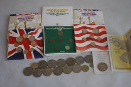 A COLLECTION OF UNCIRCULATED SETS & COMMEMORATIVE CROWNS, to include a quantity of £5 coins & a