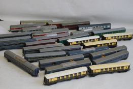A BOX CONTAINING TWENTY NINE RAILWAY CARRIAGES, all unboxed mainly Hornby