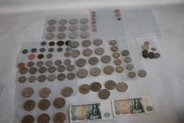 A COLLECTION OF COMMEMORATIVE FIVE POUND CROWNS, along with a selection of 50ps, minor coins & three