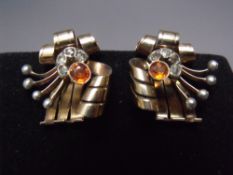 A PAIR OF DESIGNER STYLE YELLOW AND WHITE METAL DIAMOND AND CITRINE SET CLIP ON EARRINGS, approx