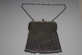 A SILVER EVENING MESH PURSE, approx weight 95g, W 9.5 cm