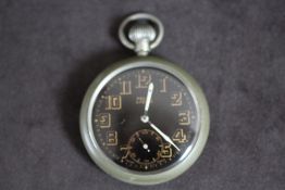 ROLEX - A MILITARY BLACK DIAL OPEN FACED MANUAL WIND POCKET WATCH, AI0068, stamped to reverse B