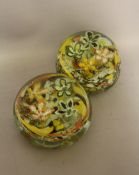 A PAIR OF VICTORIAN TYPE PAPERWEIGHTS, Dia 8.5 cm