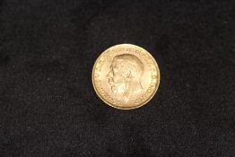 A GEORGE V SOVEREIGN 1911