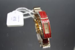 A DKNY WRIST WATCH, W 1.25 cm