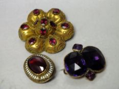 THREE ANTIQUE COSTUME BROOCHES FOR RESTORATION, largest Dia. 5 cm