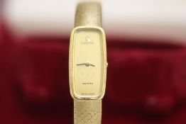 OMEGA - AN 18 CARAT GOLD LADIES WRIST WATCH, W 1.1 cm