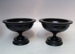 DAVID LINLEY OF LONDON - A PAIR OF SMALL TURNED EBONY FOOTED BOWL, H 15 cm, Dia. 10.5 cm (2)