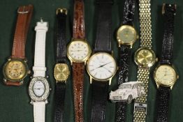 A QUANTITY OF LADIES WRISTWATCHES