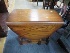 A SMALL OAK OLD CHARM DROPLEAF OCCASIONAL TABLE