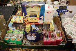 A TRAY OF WADE AND OTHER CERAMICS, TO INCLUDE A TETLEY TEAPOT, SEVEN DWARF TOAST RACKS ETC.